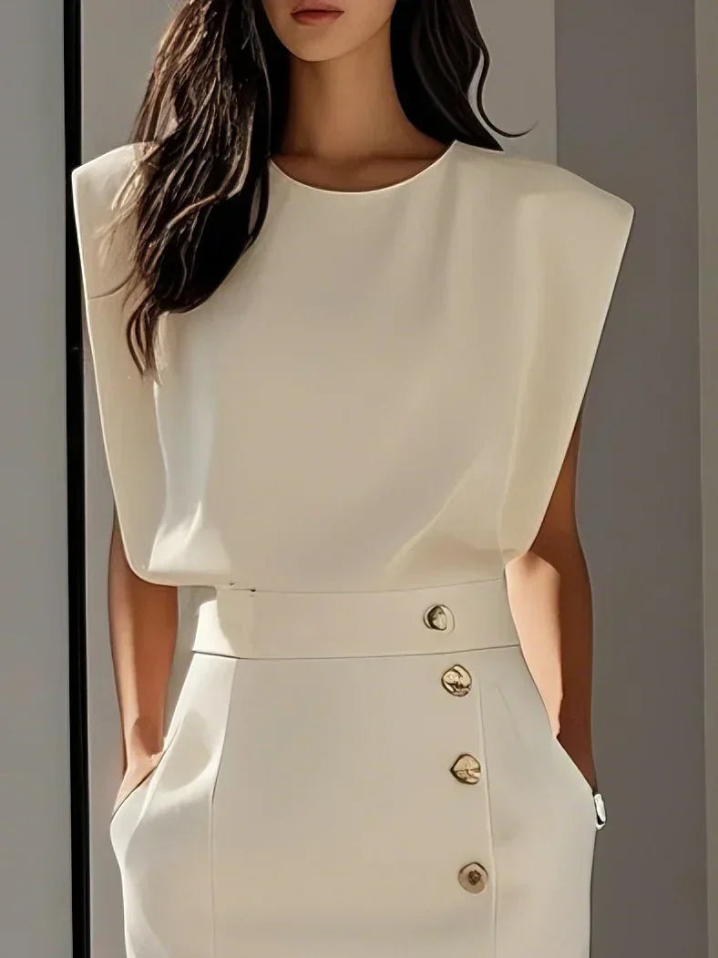 Coraline | Solid Button-Slit Midi Dress