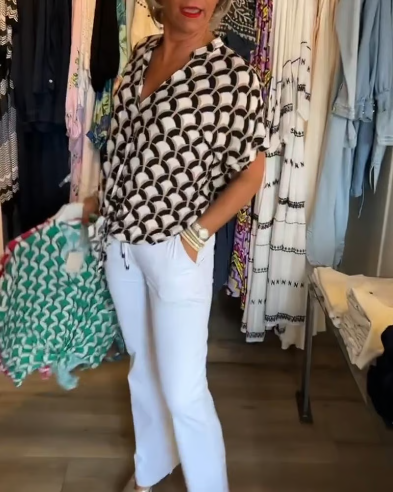 Isabelle | Relaxed V-Neck Printed Top