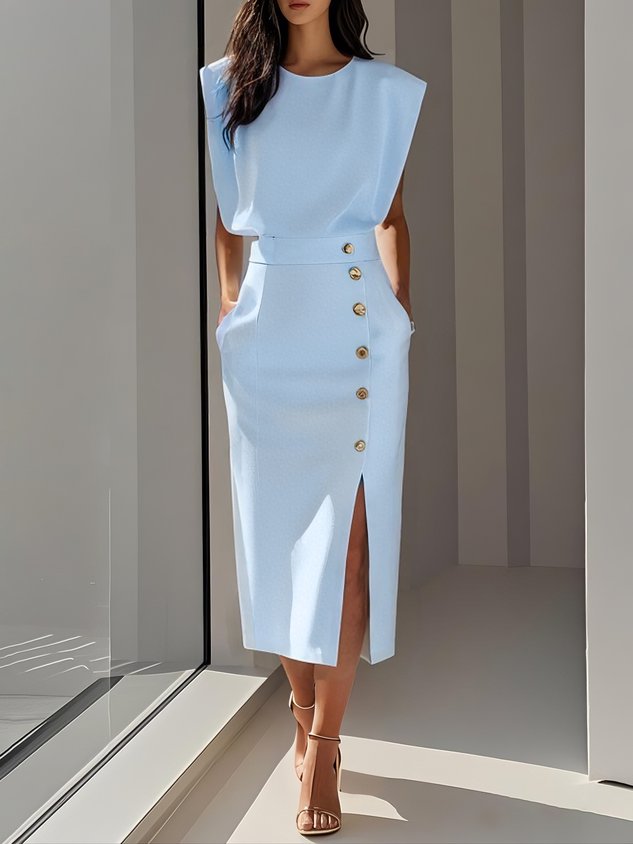 Coraline | Solid Button-Slit Midi Dress
