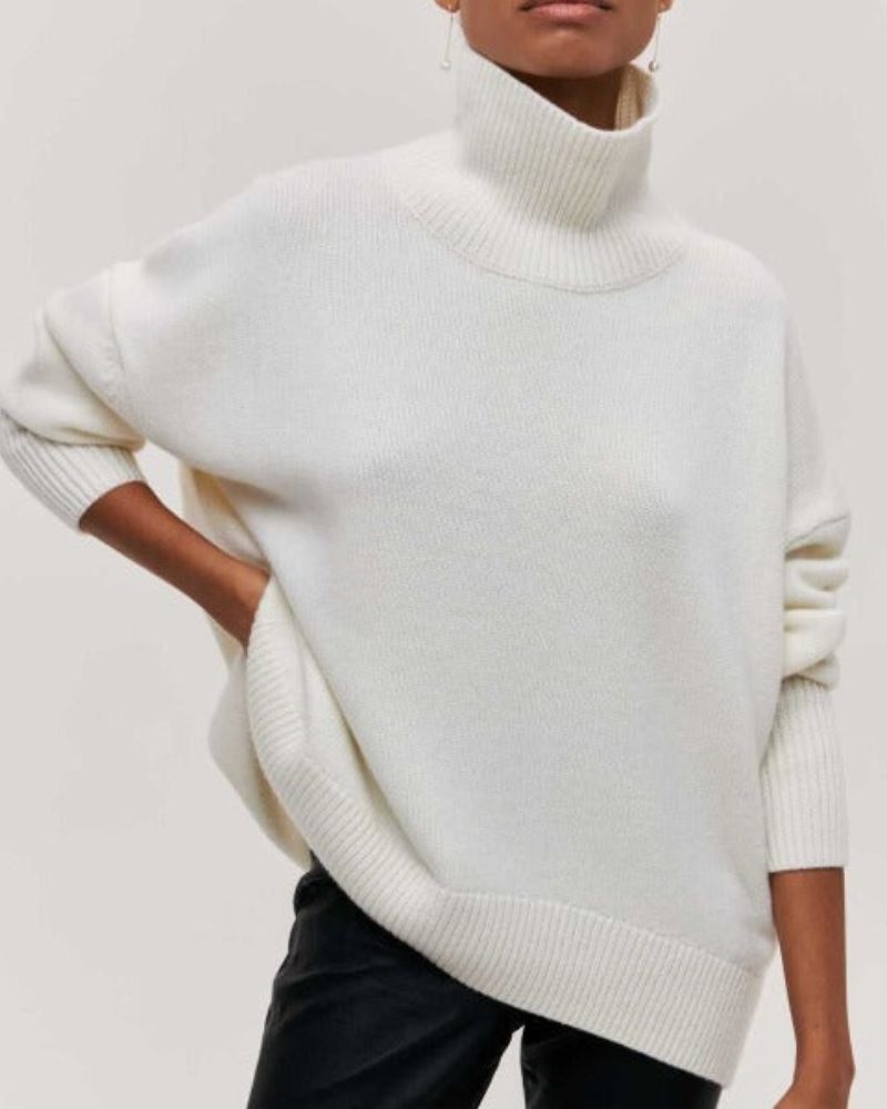 Serelith | Luxurious Knit Turtleneck Charm