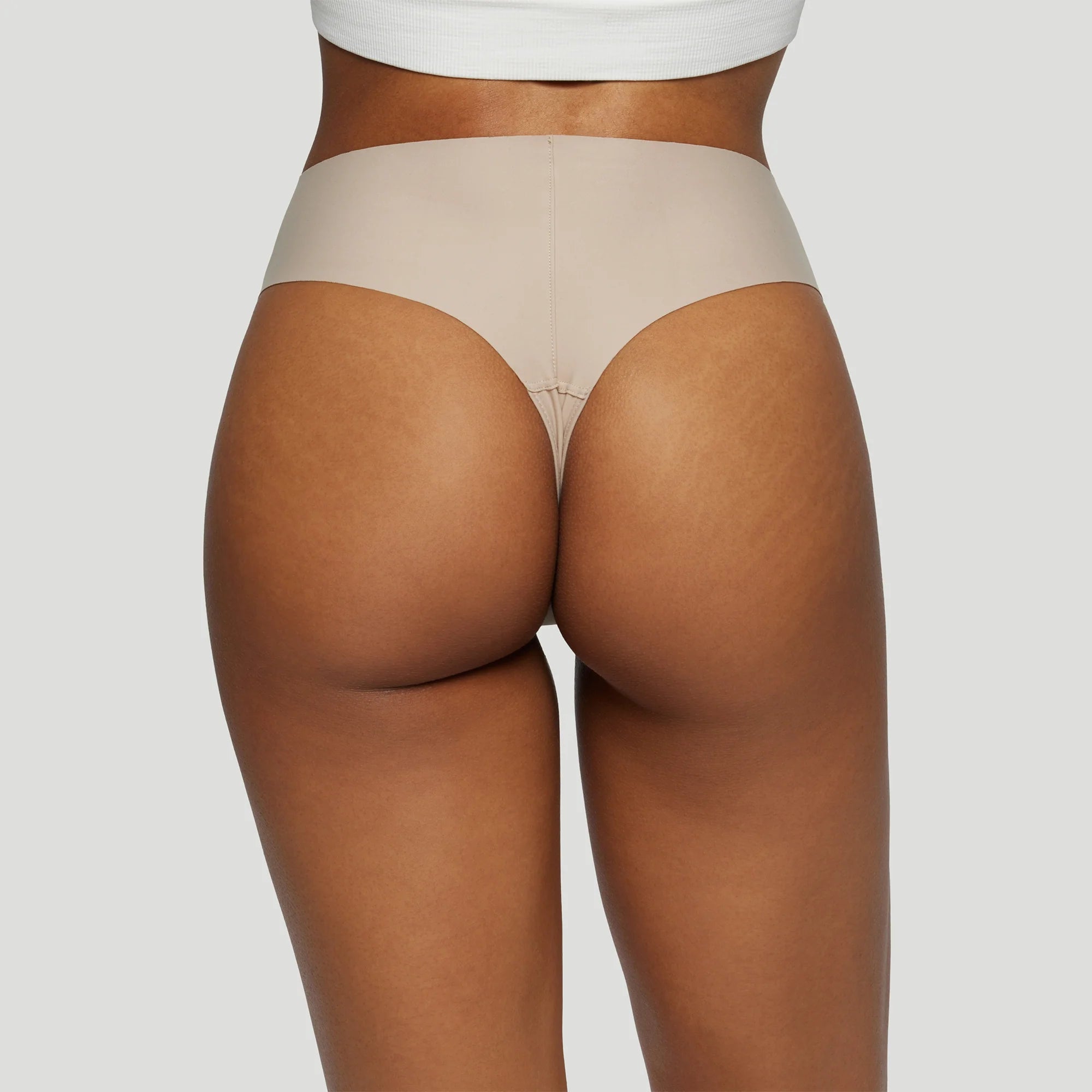 Invisible Seamless Thong Highrise